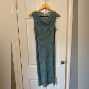 Elegant Blue Floral Dress